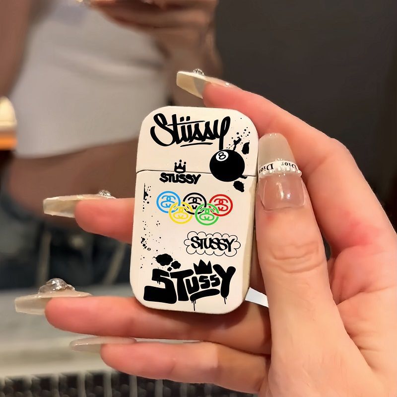 Creative Flame Windproof Lighter - Stylish Design